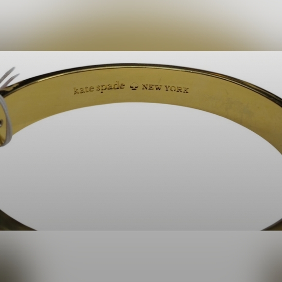 Kate Spade Hole Punched Hinged Coral and Gold Bangle/Bracelet. New With Tags! - Picture 3 of 6